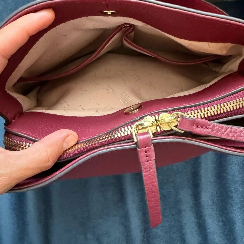 Radley London Burgundy Leather Dukes Place Medium Compartment Bucket Bag - Picture 5 of 10
